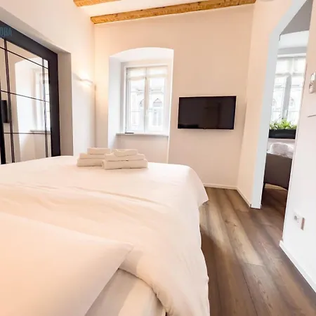 San Nicolo 14 Tirabora Short Rent Apartment Trieste Exterior photo