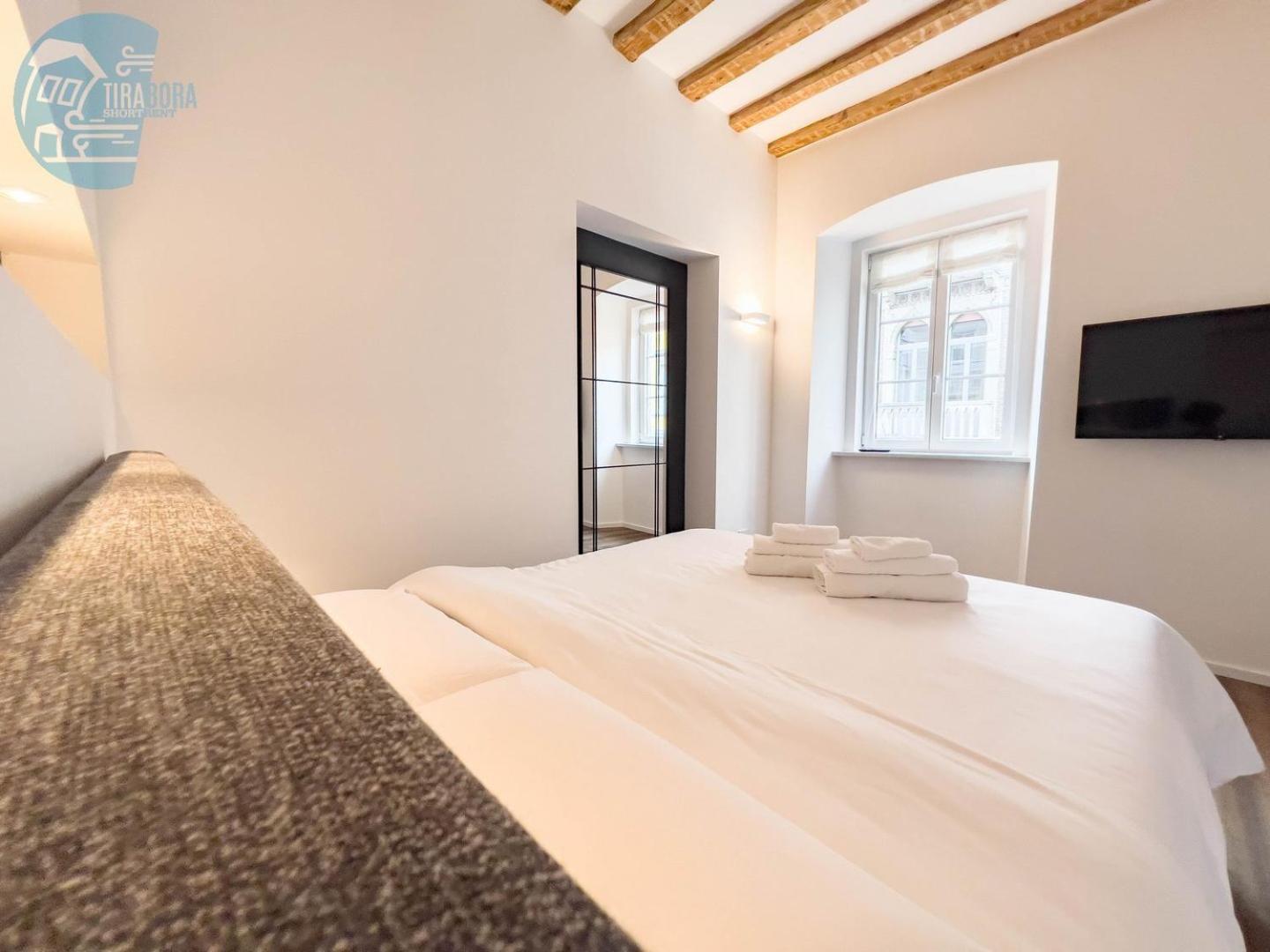 San Nicolo 14 Tirabora Short Rent Apartment