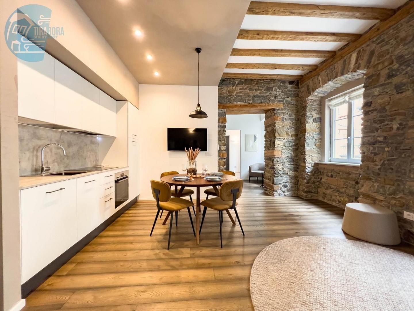 San Nicolo 14 Tirabora Short Rent